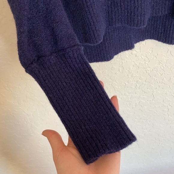 J.Crew cream tan and navy blue color block merino Wool turtleneck sweater - Picture 9 of 13